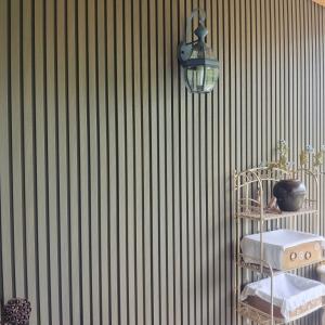 Wall Coverings That Last: Exploring Lifespan, Performance, and Smart Choices